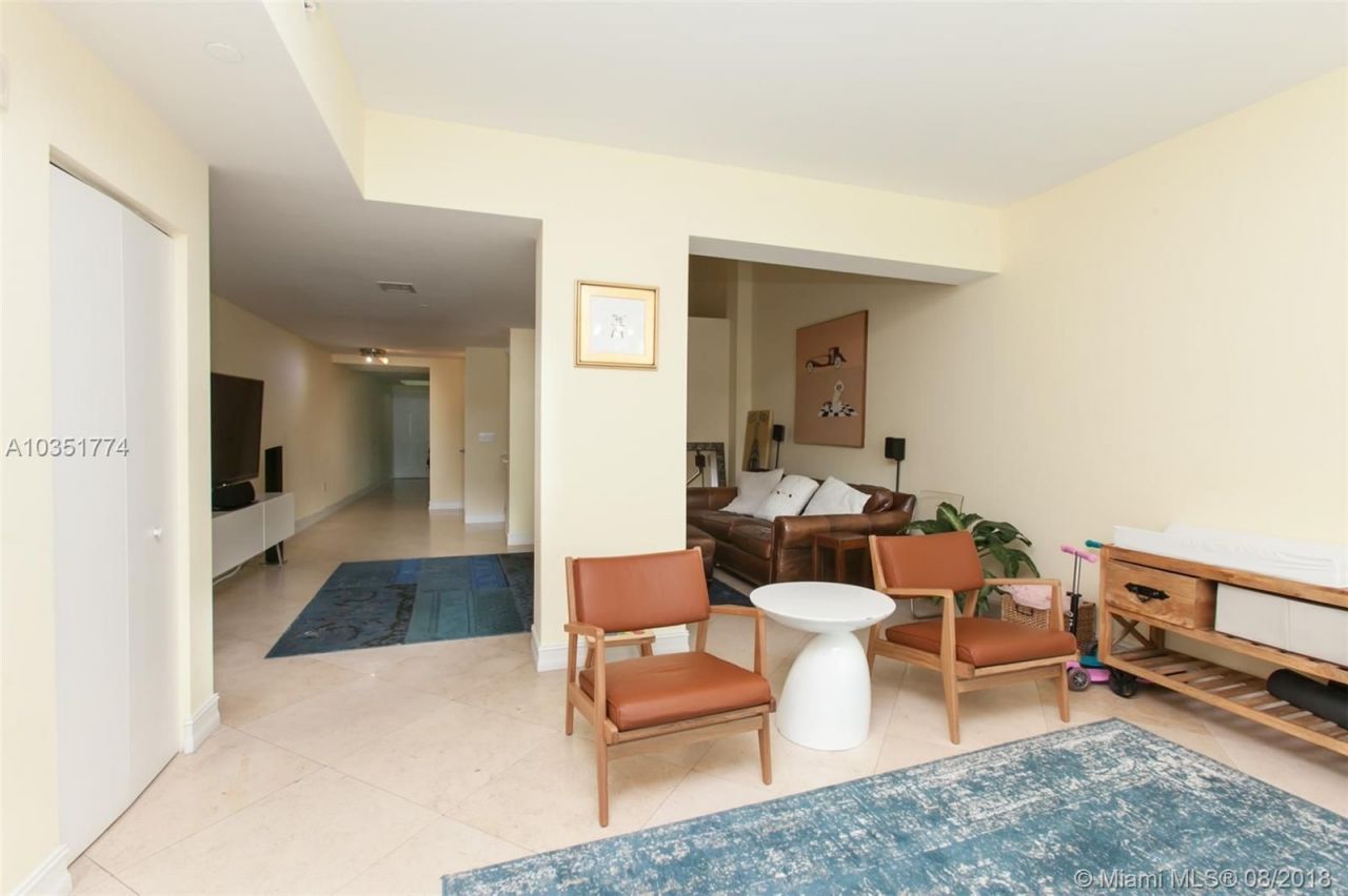 Таунхаус в Майами, США, 240 м² - фото 4