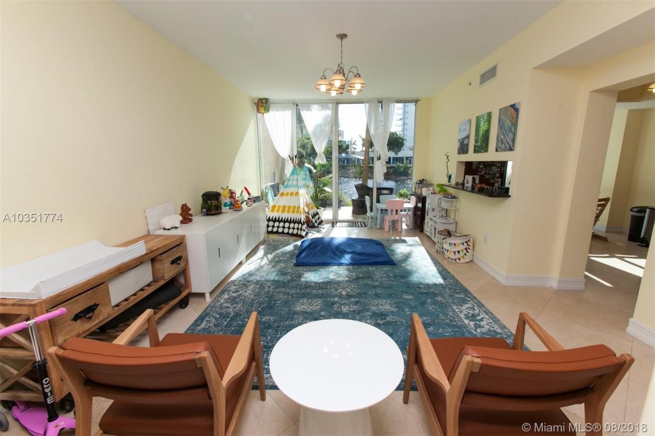 Таунхаус в Майами, США, 240 м² - фото 8