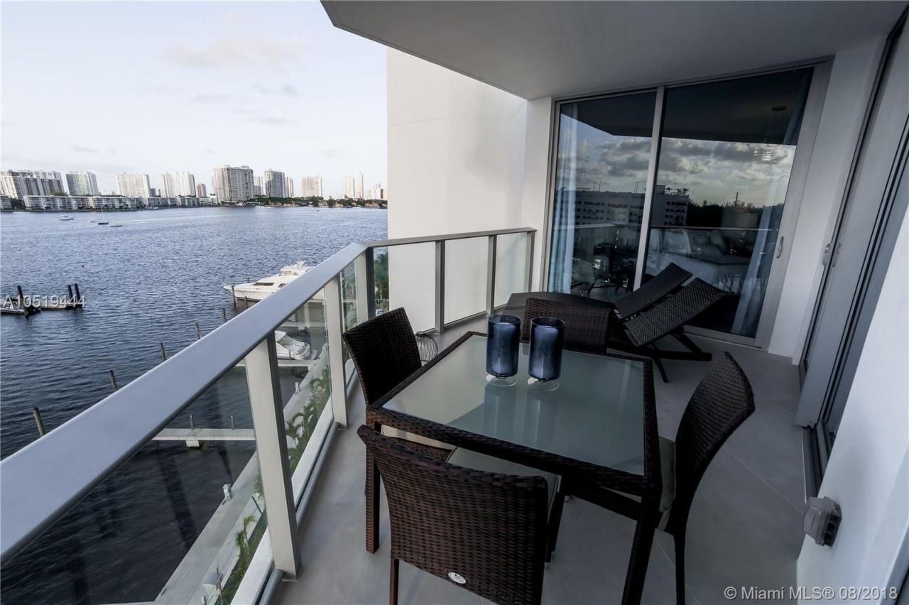 Квартира в Майами, США, 160 м² - фото 10