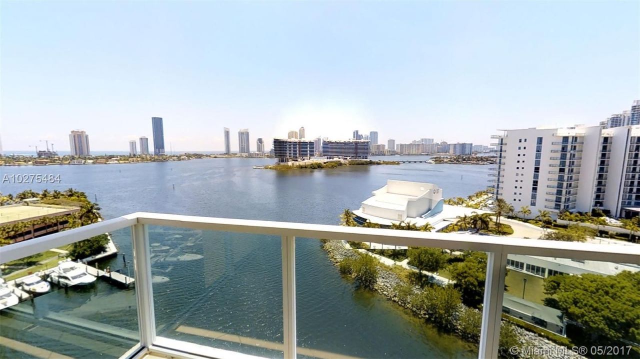 Квартира в Майами, США, 210 м² - фото 2