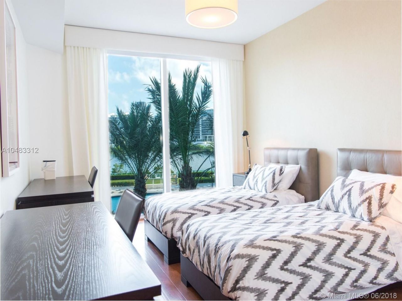 Квартира в Майами, США, 190 м² - фото 4