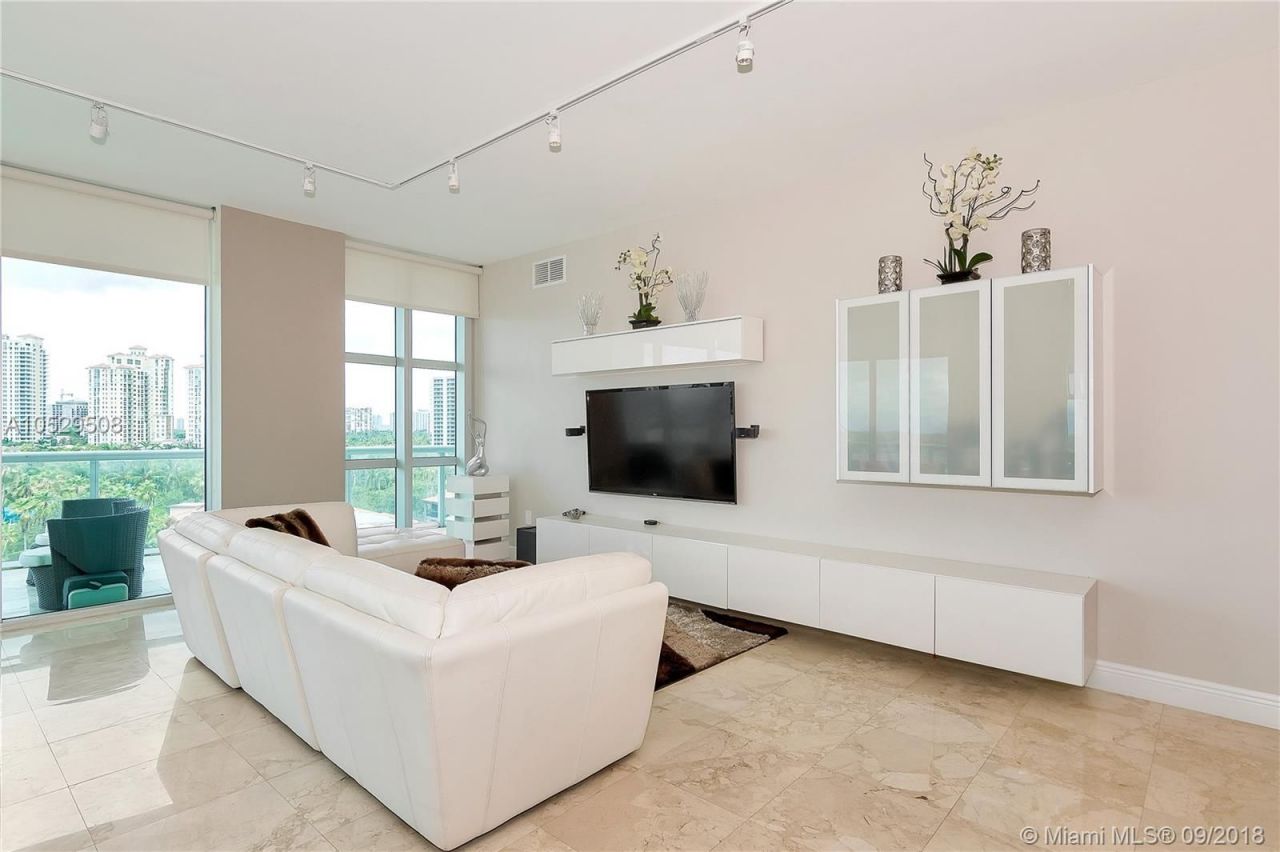 Квартира в Майами, США, 170 м² - фото 11