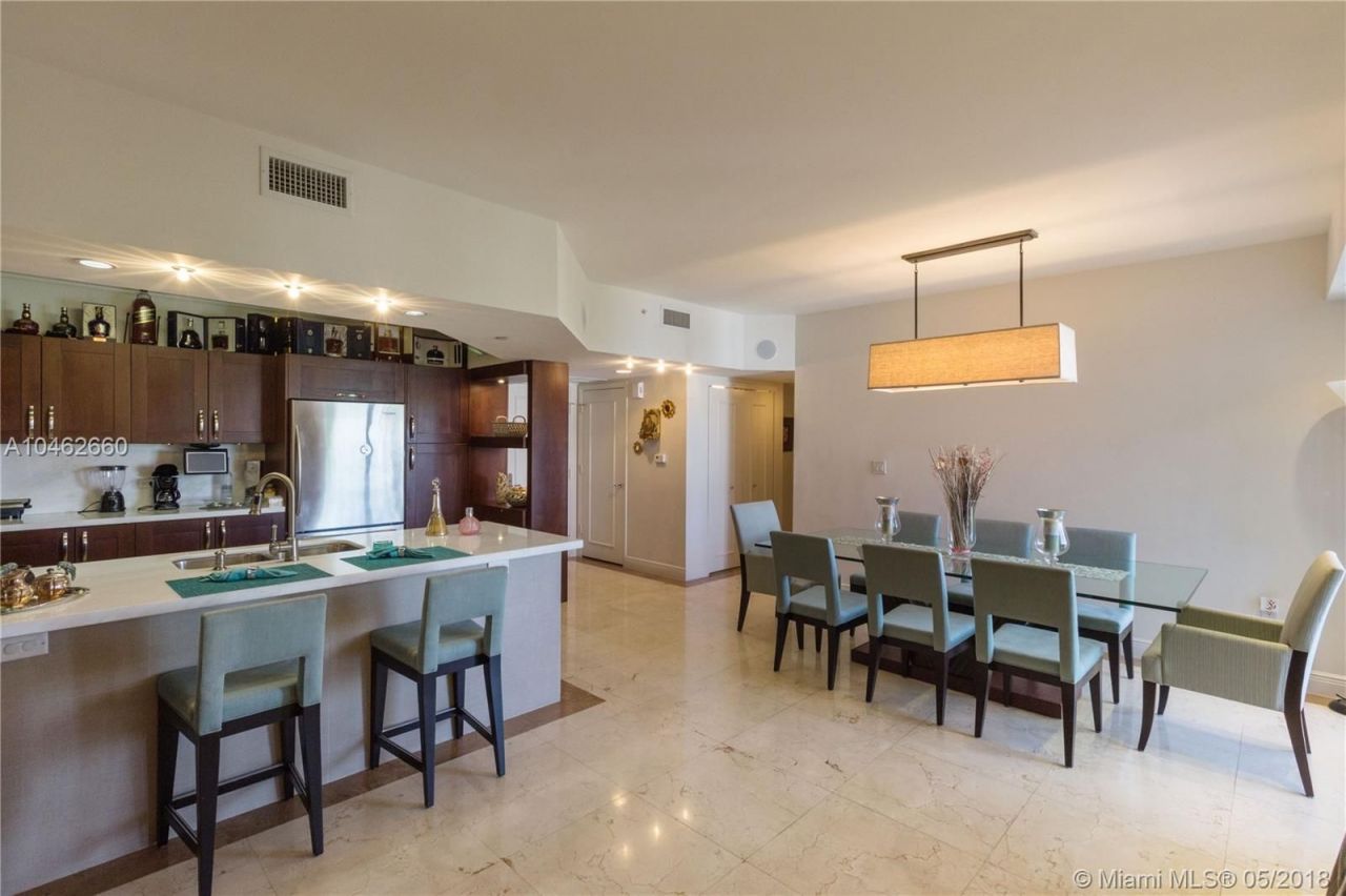 Квартира в Майами, США, 160 м² - фото 9