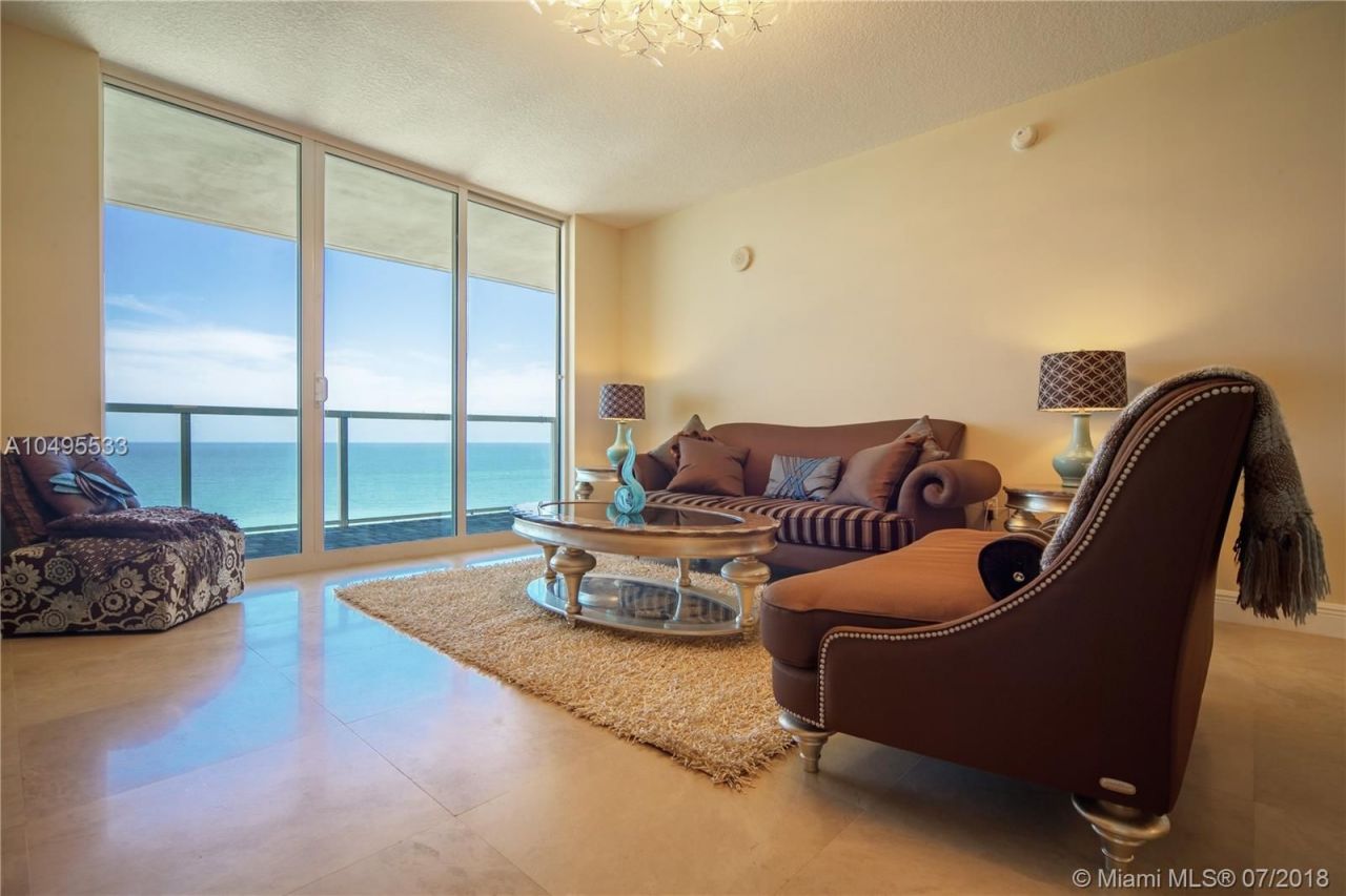 Квартира в Майами, США, 150 м² - фото 2