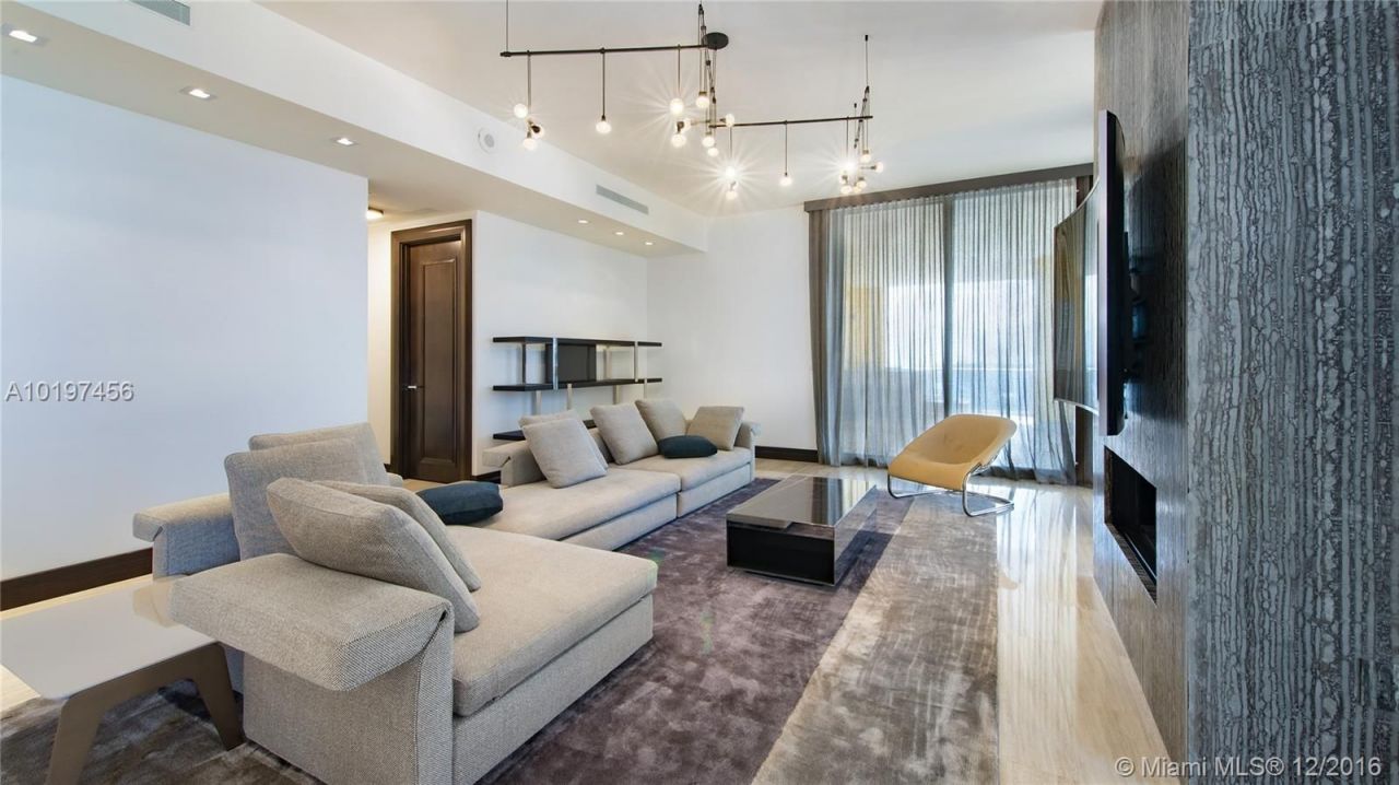 Квартира в Майами, США, 440 м² - фото 5