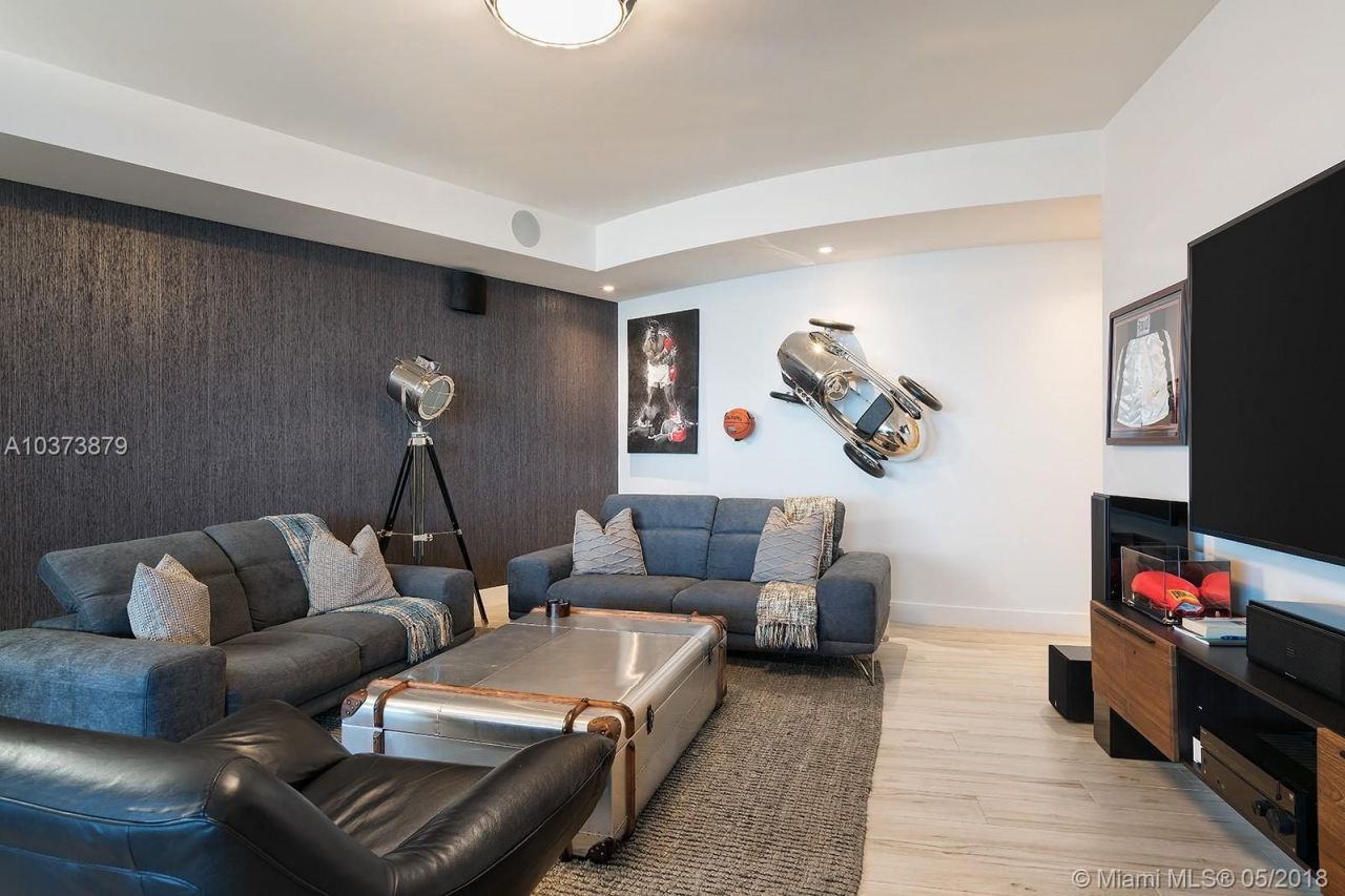 Квартира в Майами, США, 470 м² - фото 9