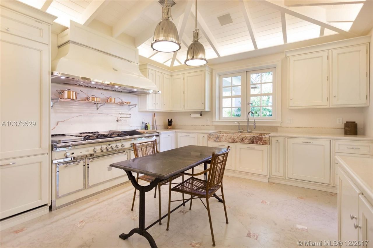 Дом в Майами, США, 700 м² - фото 8