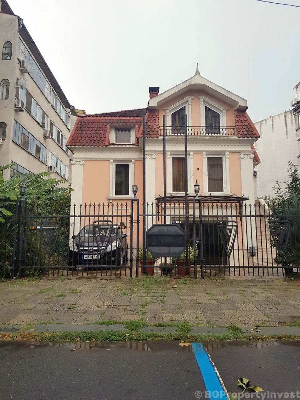 Дом в Бургасе, Болгария, 320 м2 - фото 1