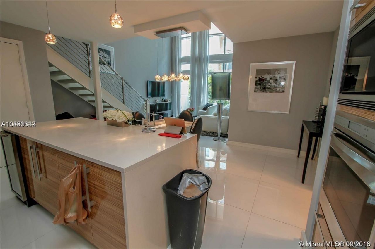 Таунхаус в Майами, США, 160 м² - фото 12