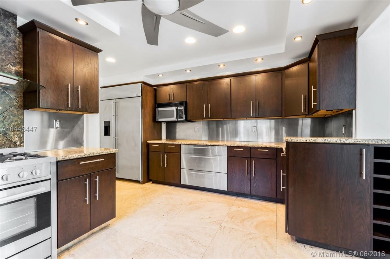 Дом в Майами, США, 330 м² - фото 4