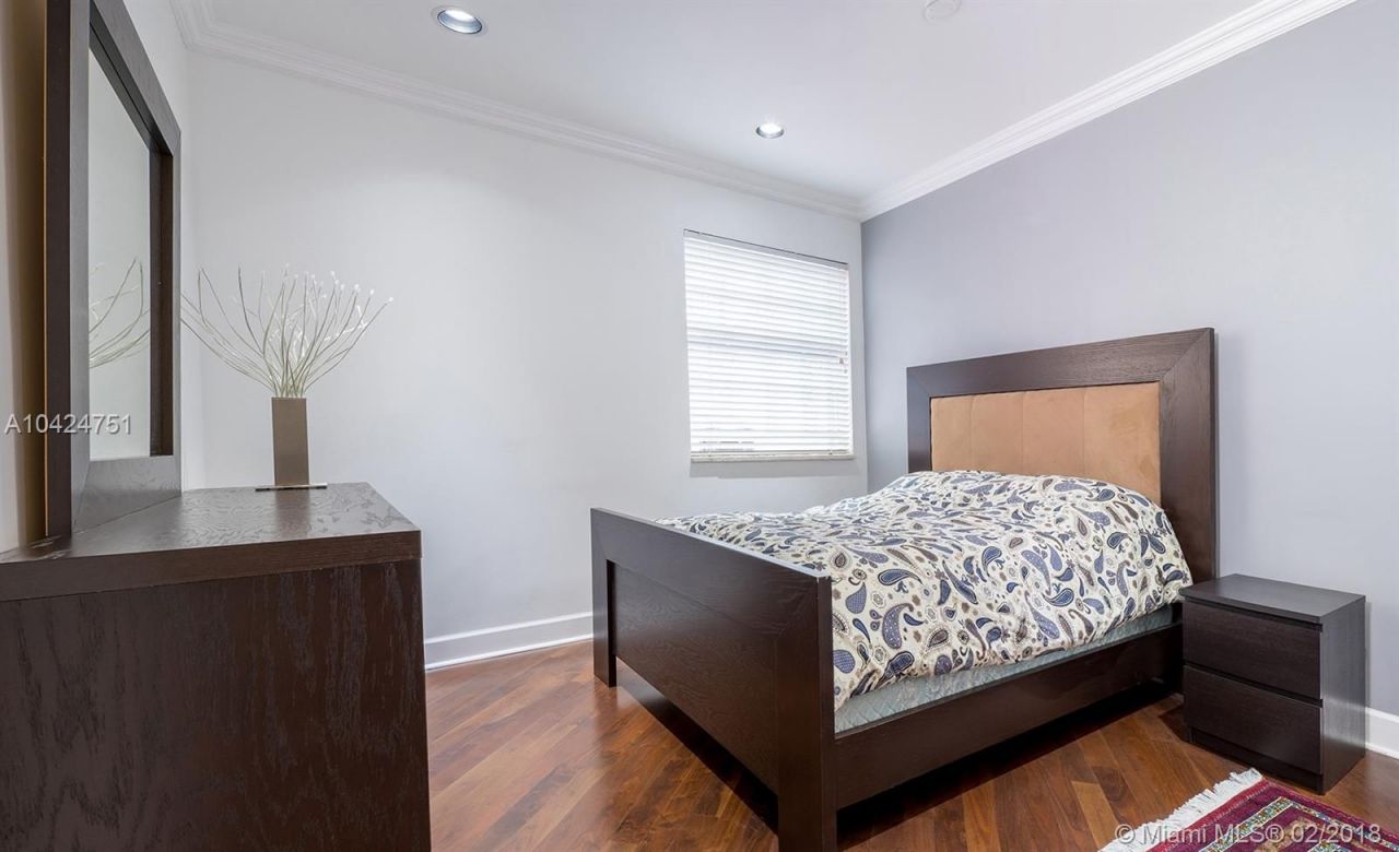 Дом в Майами, США, 340 м² - фото 5