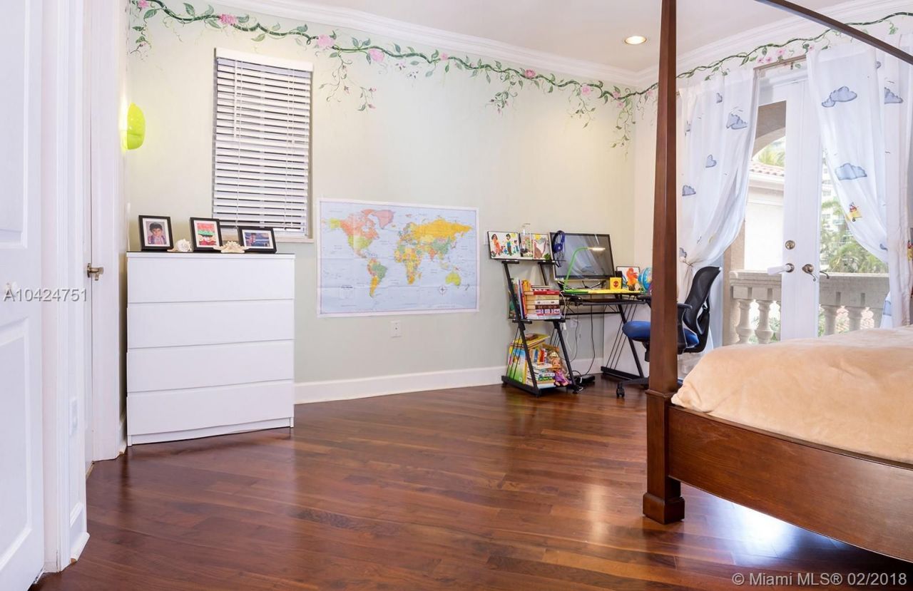 Дом в Майами, США, 340 м² - фото 8