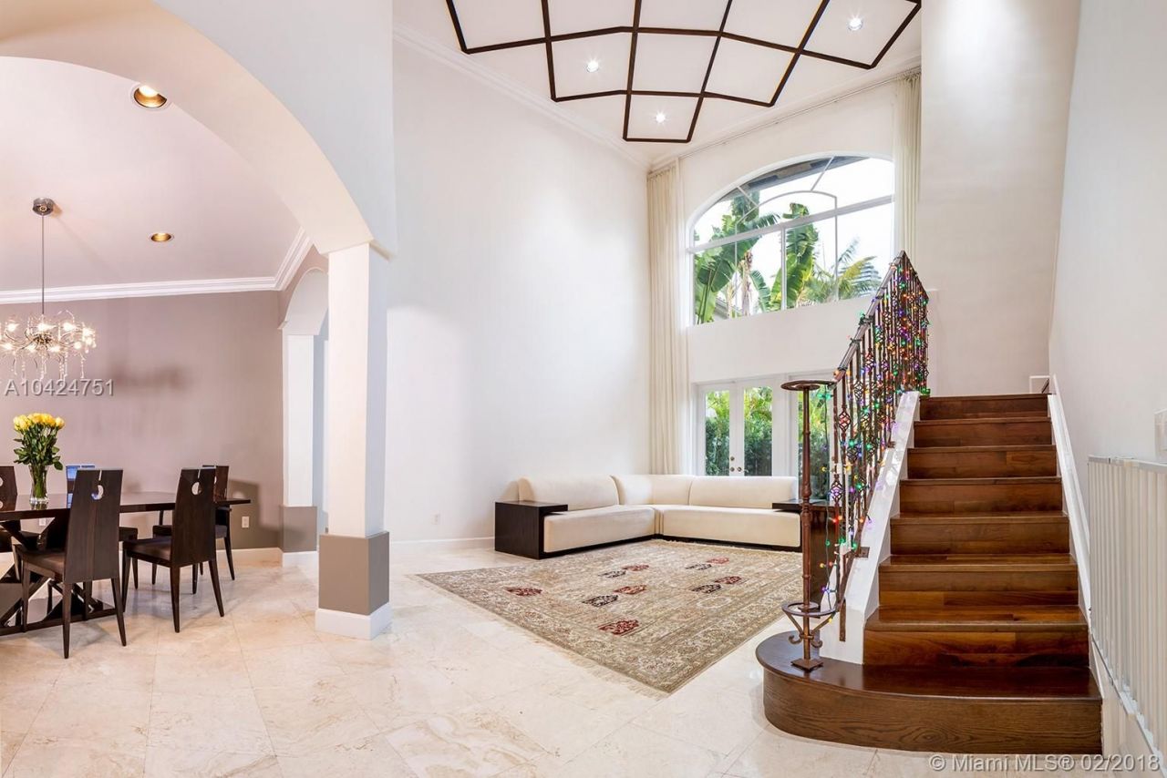 Дом в Майами, США, 340 м² - фото 12