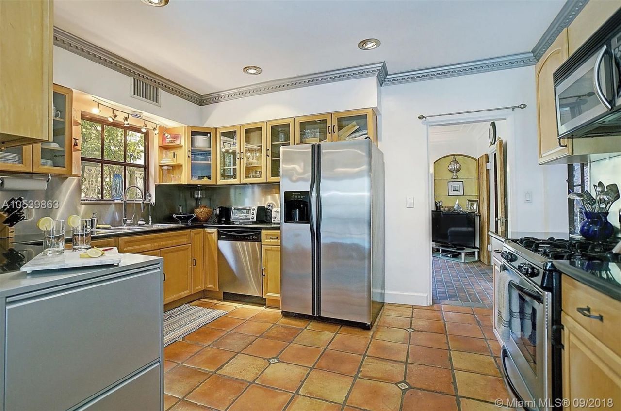 Дом в Майами, США, 300 м² - фото 10