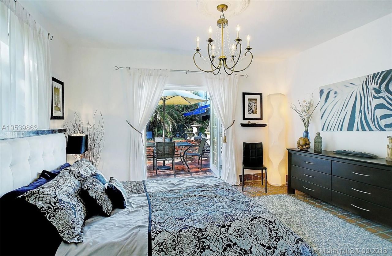 Дом в Майами, США, 300 м² - фото 12