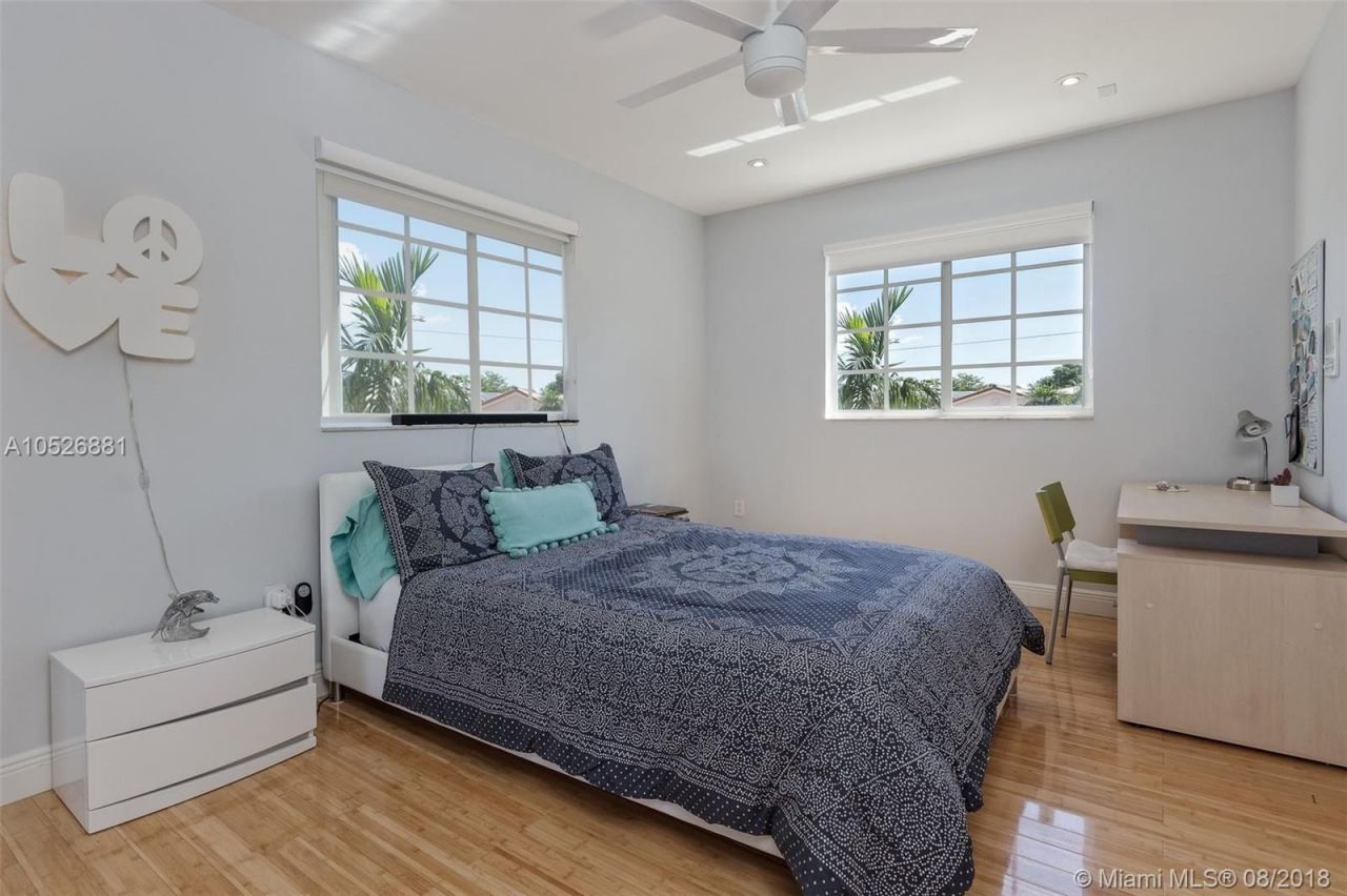 Дом в Майами, США, 400 м² - фото 5