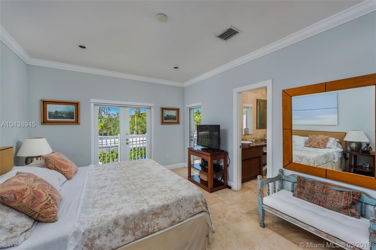 Дом в Майами, США, 190 м² - фото 6