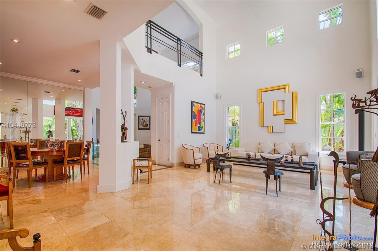 Дом в Майами, США, 400 м² - фото 9