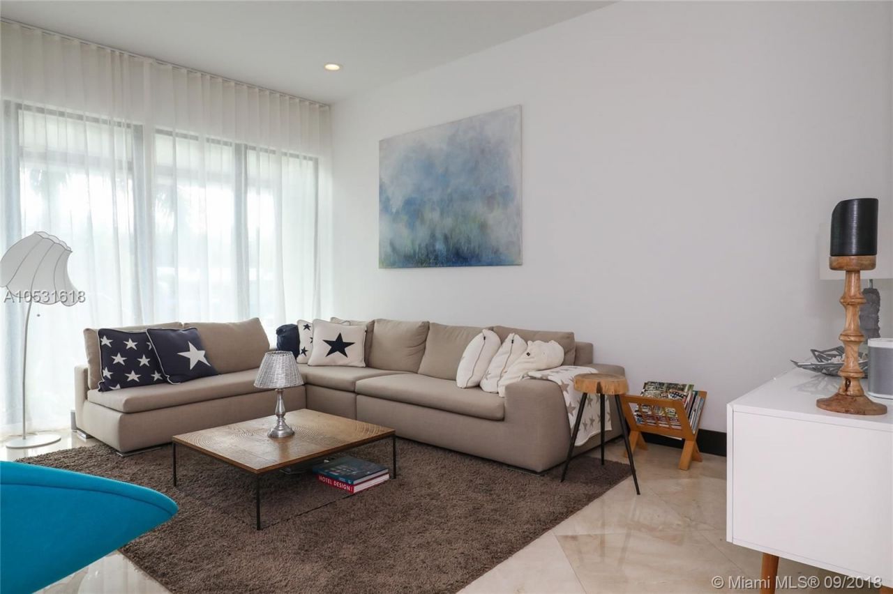 Дом в Майами, США, 340 м² - фото 10