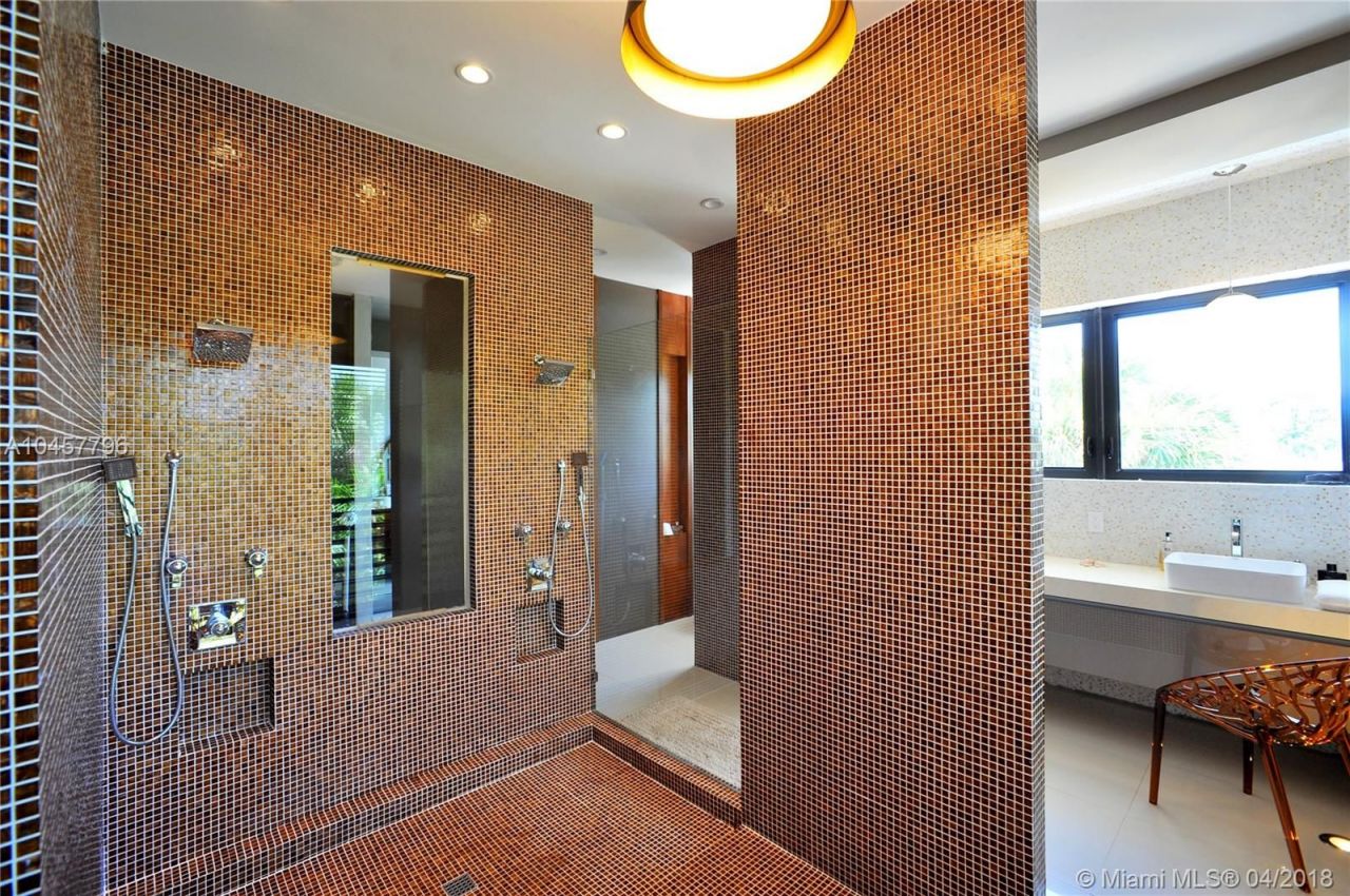 Дом в Майами, США, 320 м² - фото 6