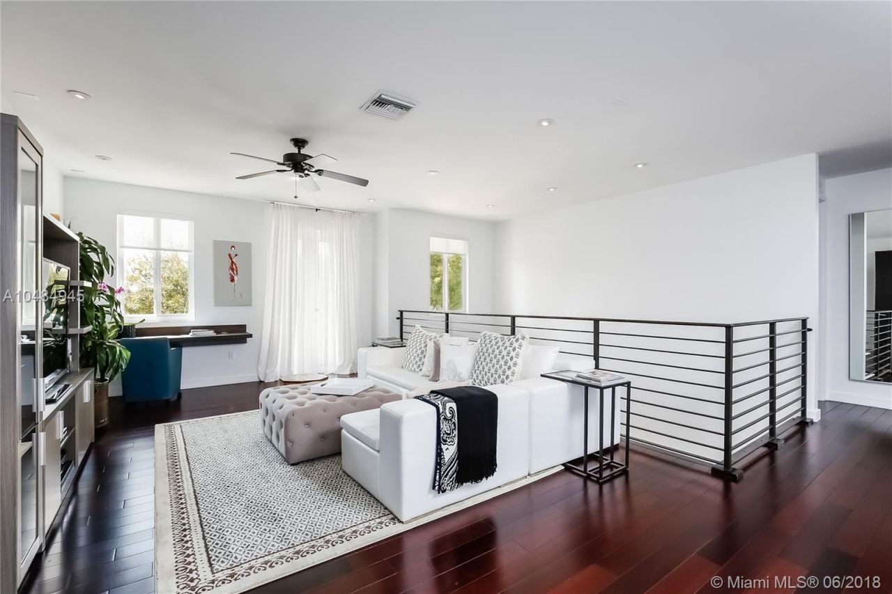 Дом в Майами, США, 450 м² - фото 5