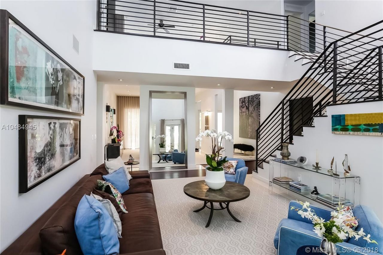 Дом в Майами, США, 450 м² - фото 3