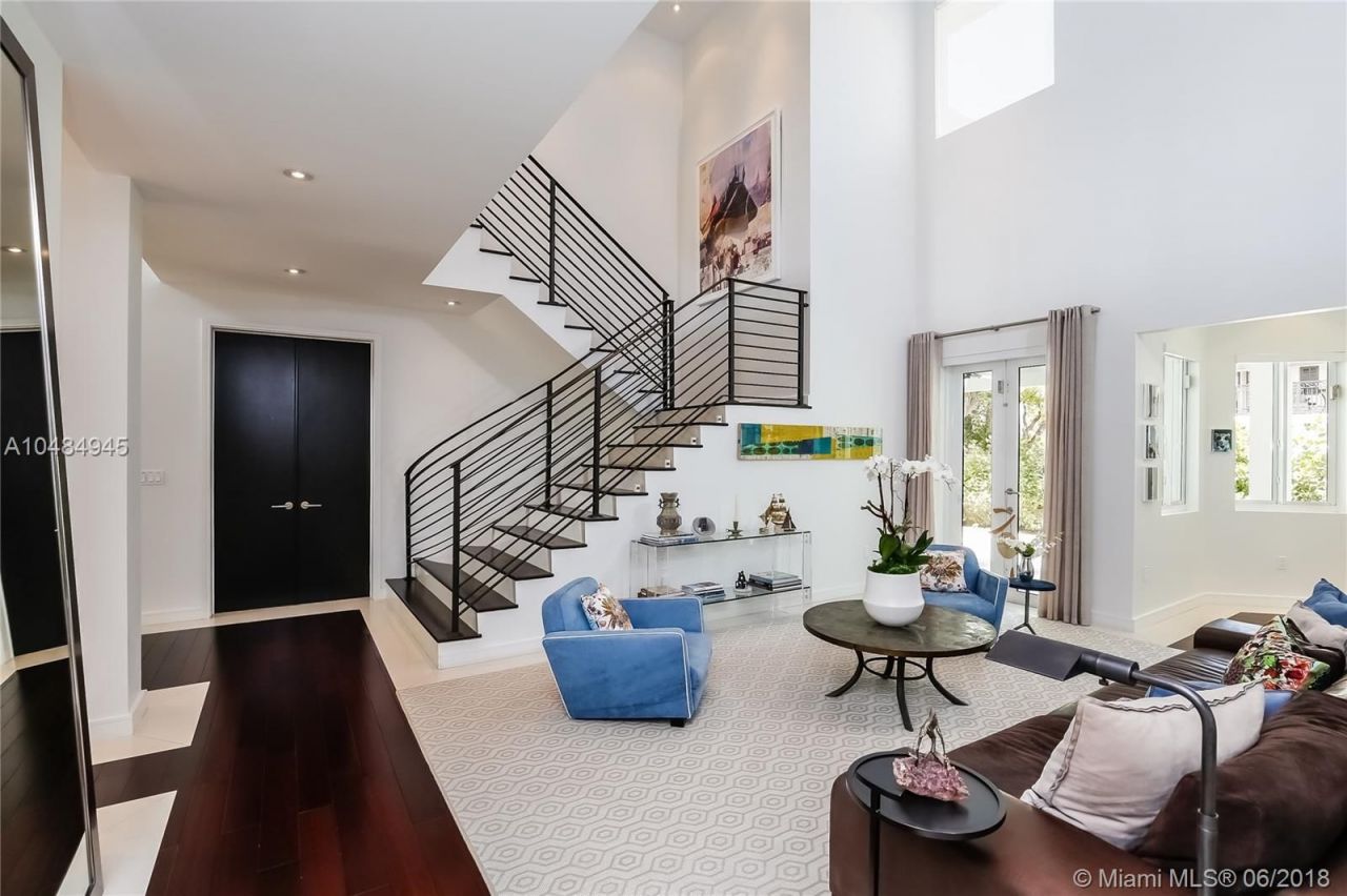 Дом в Майами, США, 450 м² - фото 11