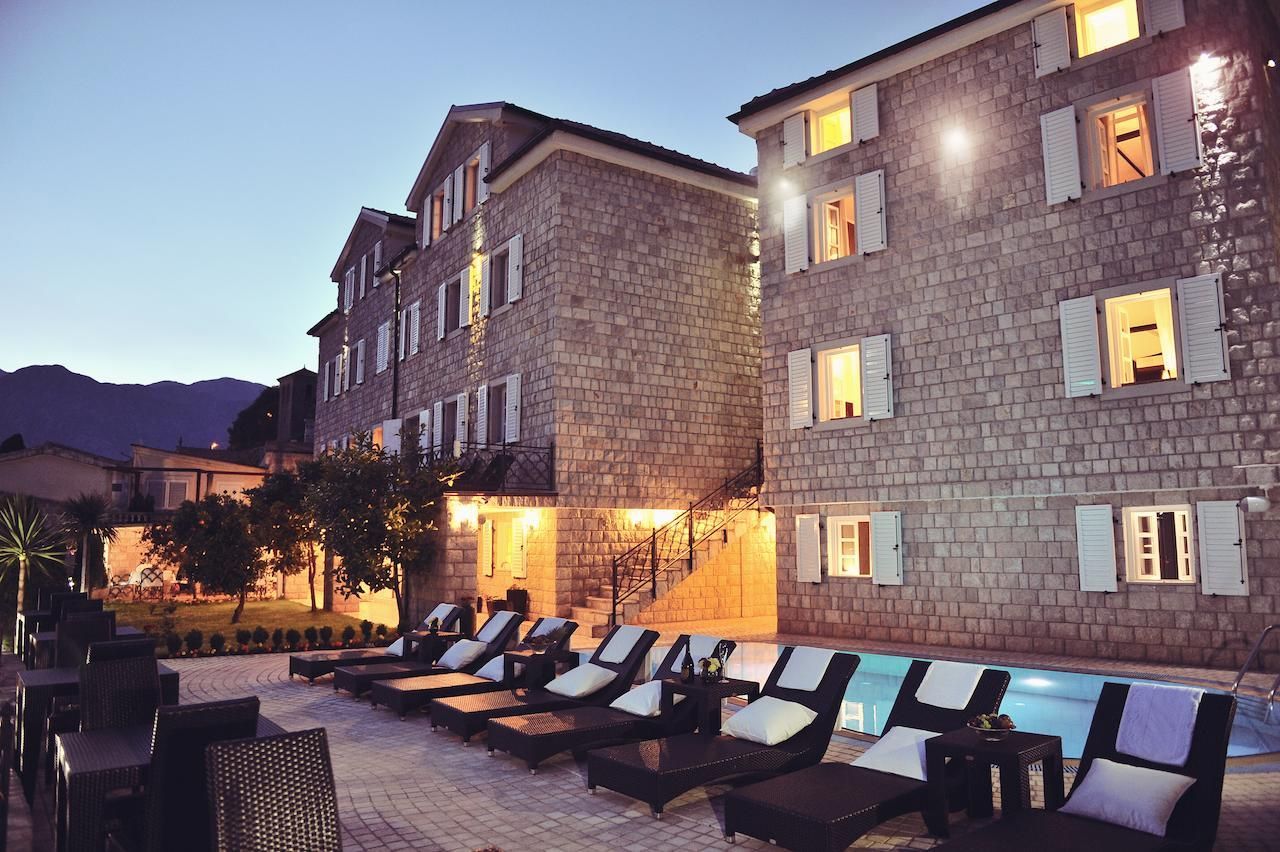 Отель, гостиница в Перасте, Черногория, 960 м2 - фото 1