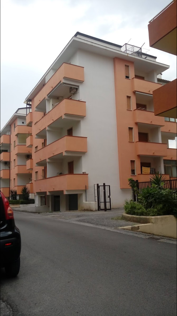 Квартира в Скалее, Италия, 38 м2 - фото 1