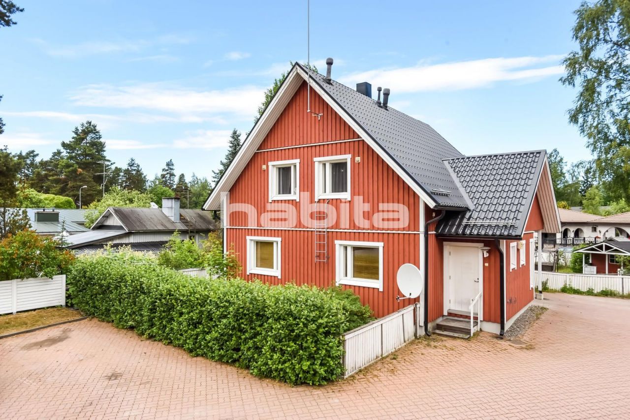 Дом в Вантаа, Финляндия, 115 м2 - фото 1