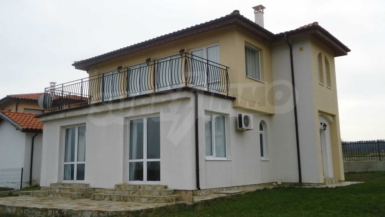 Дом в Бяле, Болгария, 137 м2 - фото 1