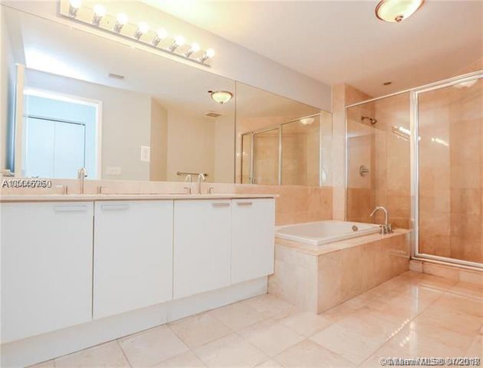 Квартира в Майами, США, 180 м² - фото 8