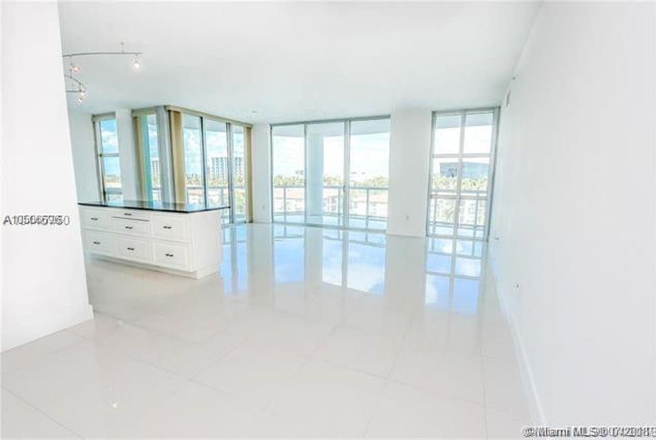 Квартира в Майами, США, 180 м² - фото 12