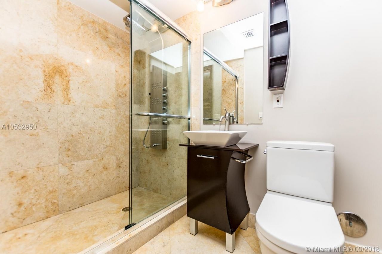 Квартира в Майами, США, 220 м² - фото 12