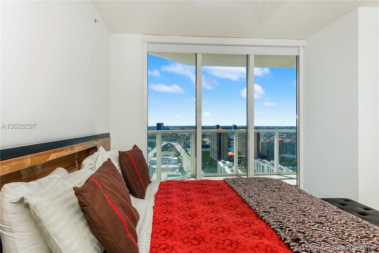 Квартира в Майами, США, 140 м² - фото 6