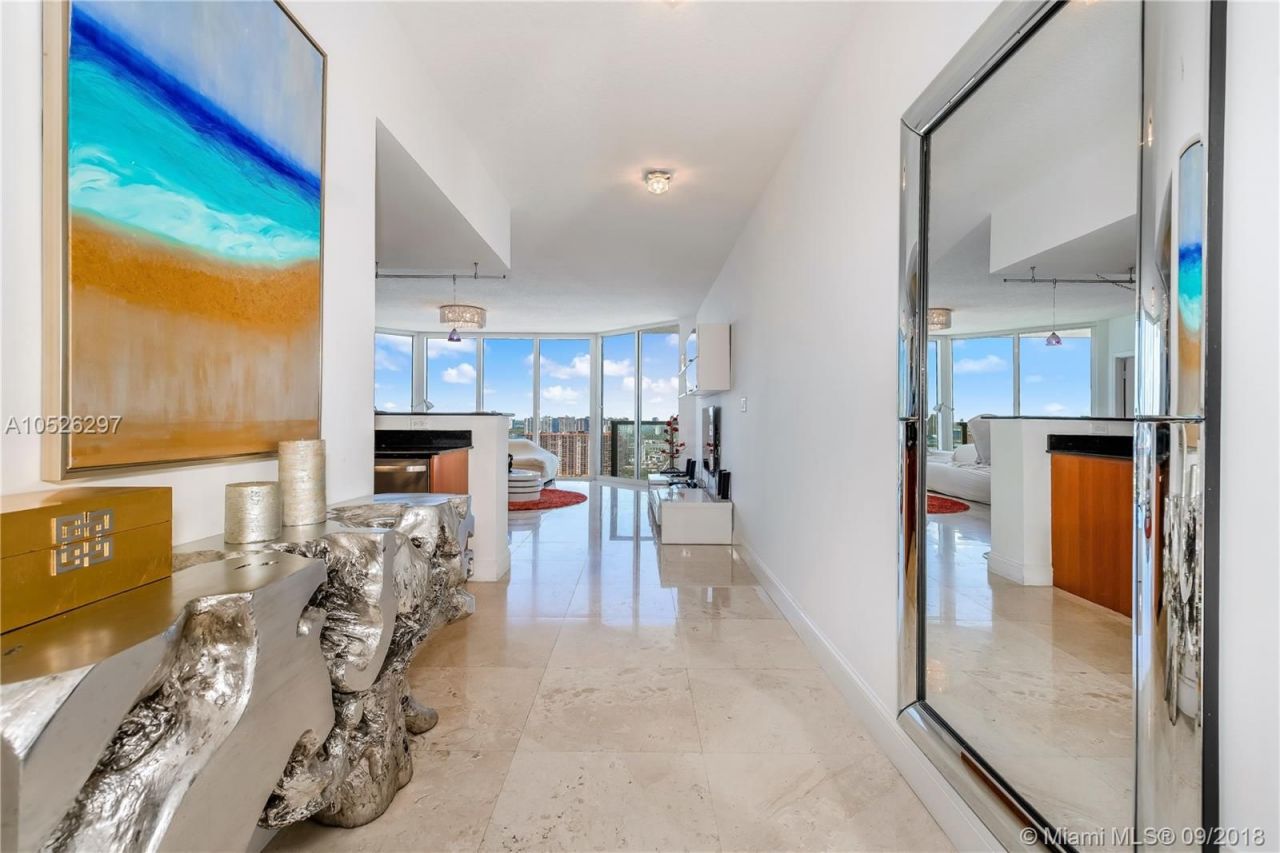 Квартира в Майами, США, 140 м² - фото 12