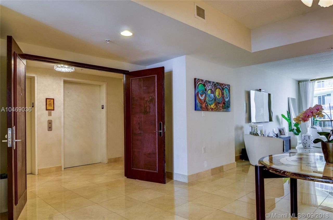 Квартира в Майами, США, 170 м² - фото 12