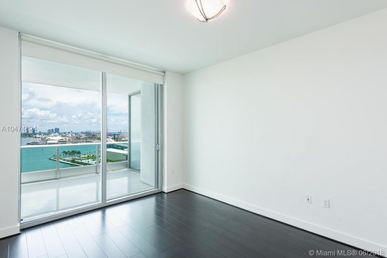 Квартира в Майами, США, 150 м² - фото 8