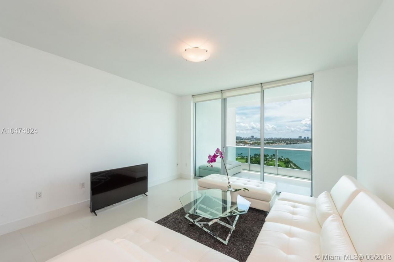 Квартира в Майами, США, 150 м² - фото 12