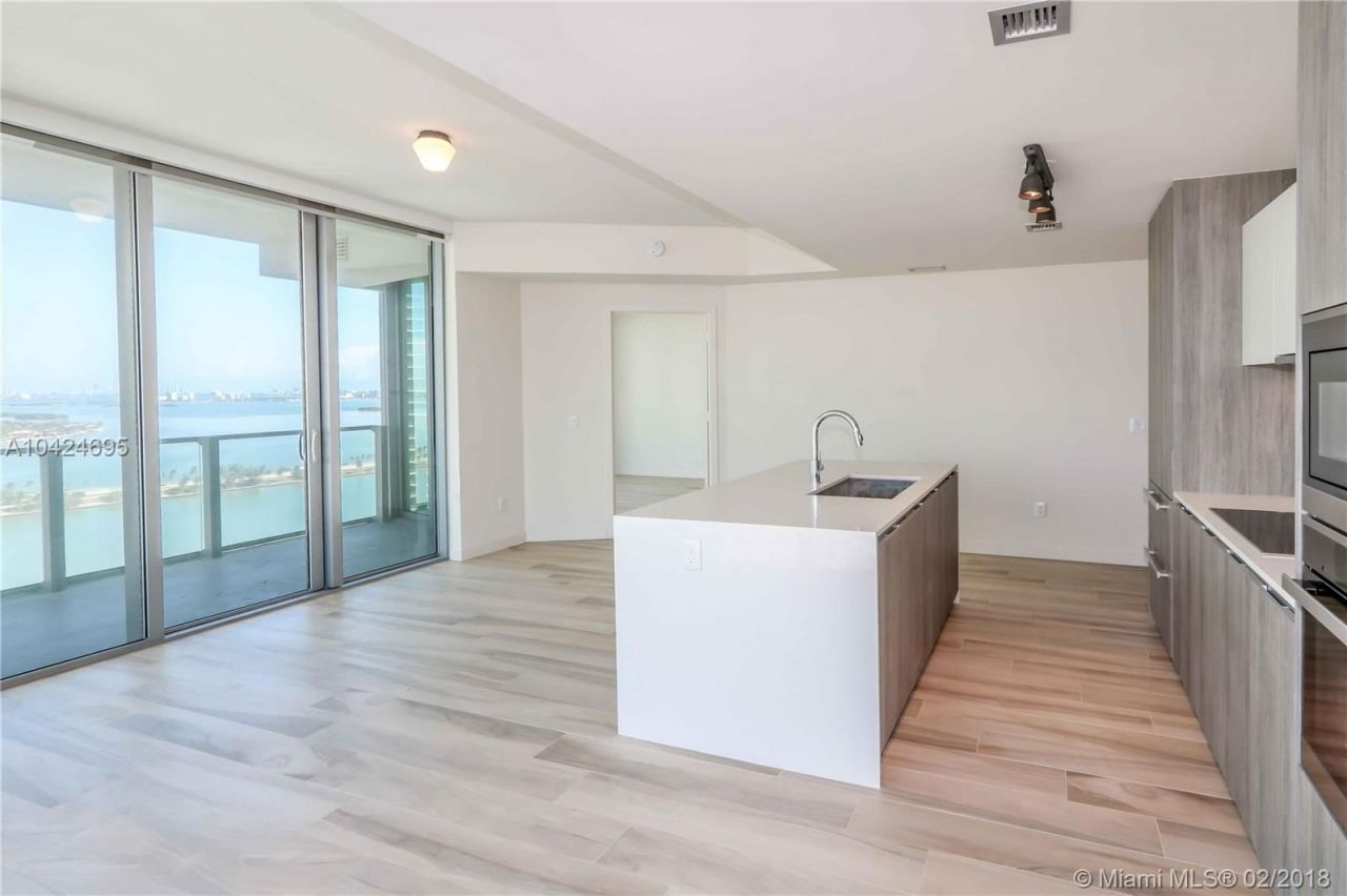 Квартира в Майами, США, 120 м² - фото 12