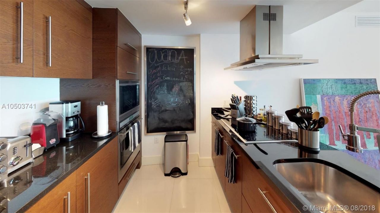 Квартира в Майами, США, 130 м² - фото 6