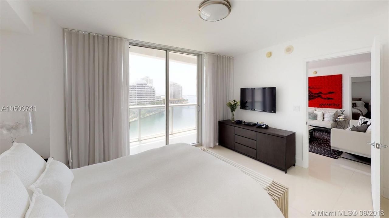 Квартира в Майами, США, 130 м² - фото 11