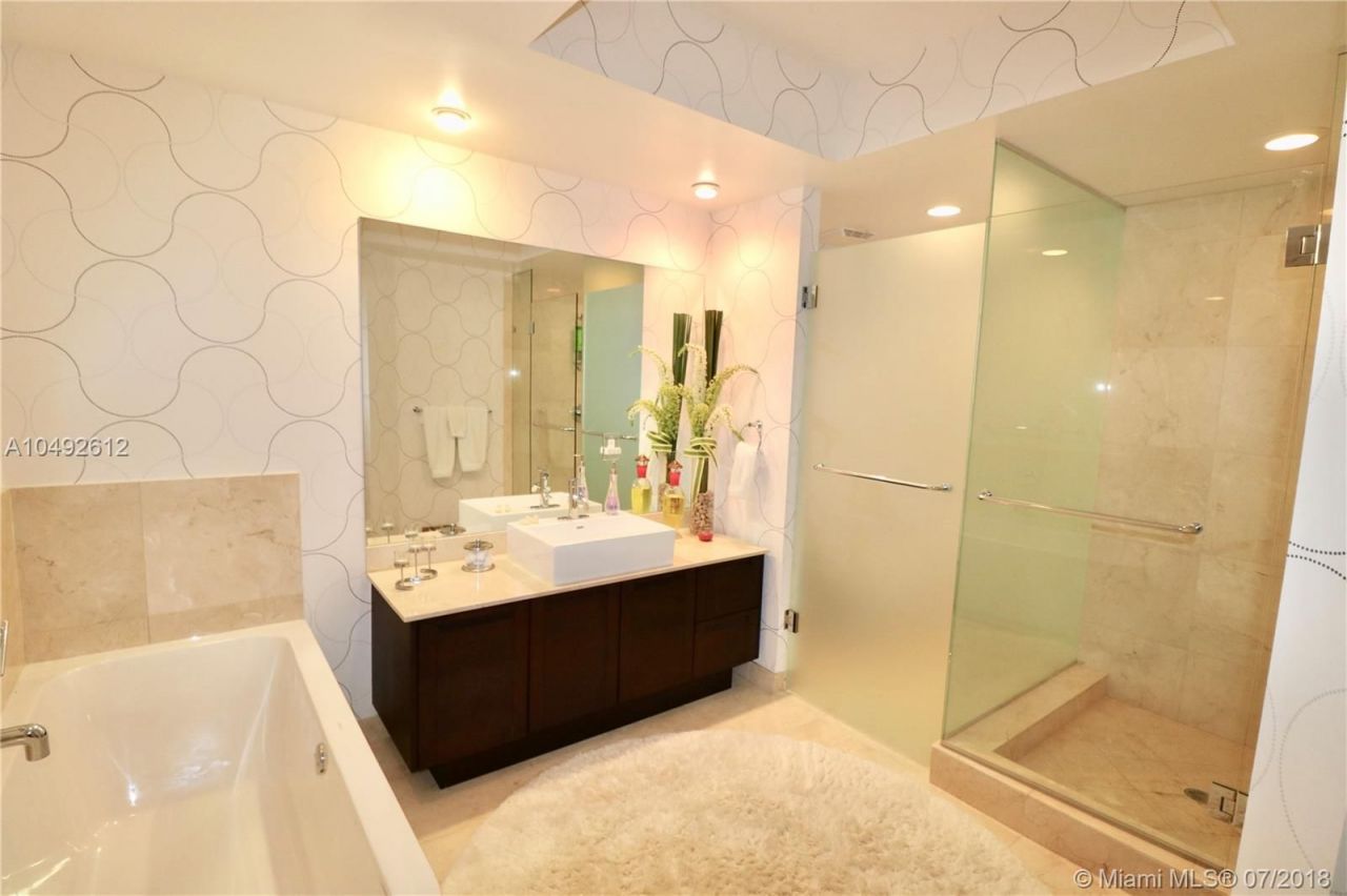 Квартира в Майами, США, 140 м² - фото 8