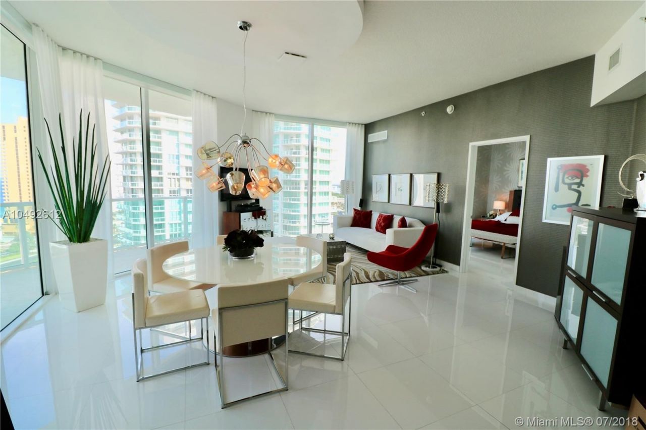 Квартира в Майами, США, 140 м² - фото 2