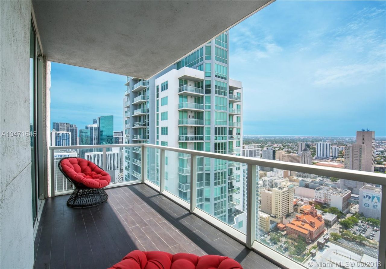 Квартира в Майами, США, 190 м² - фото 2