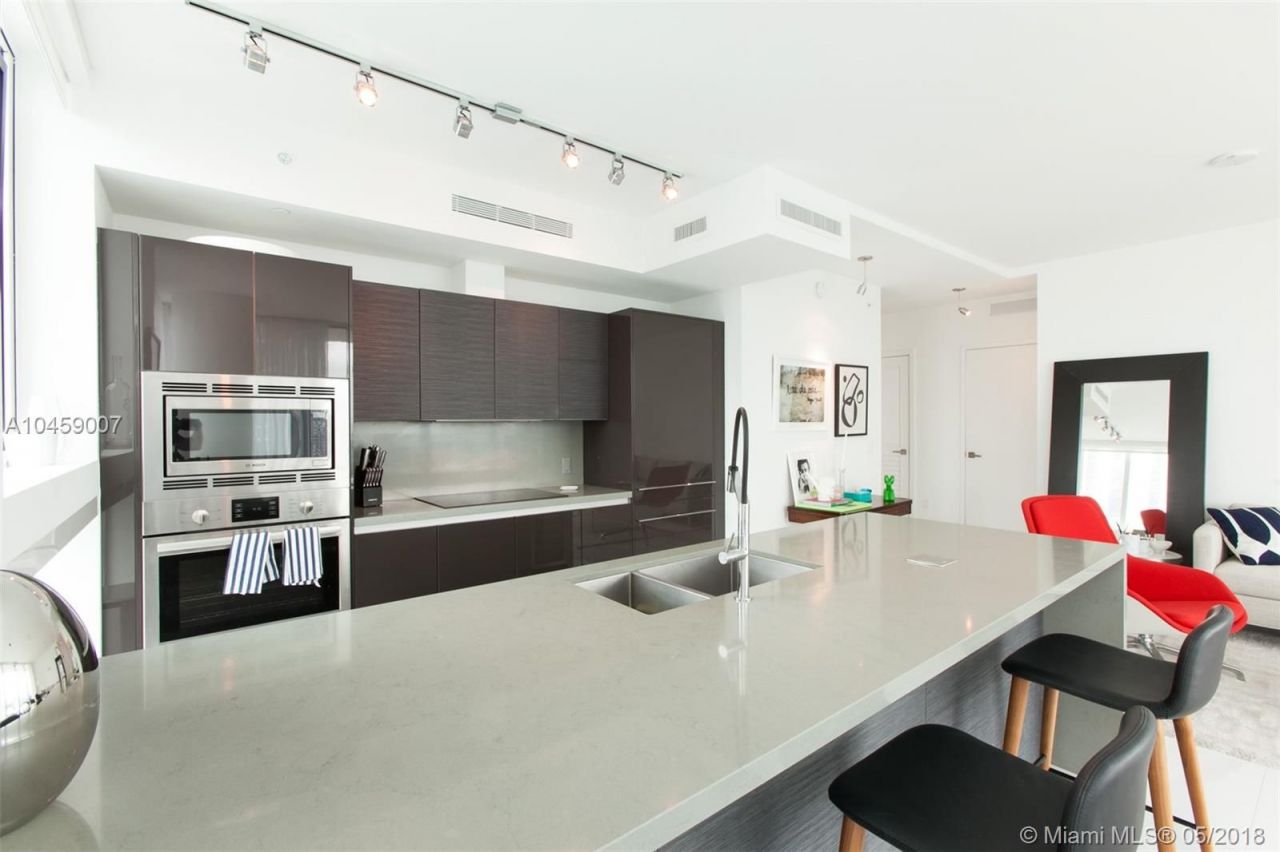 Квартира в Майами, США, 110 м² - фото 8