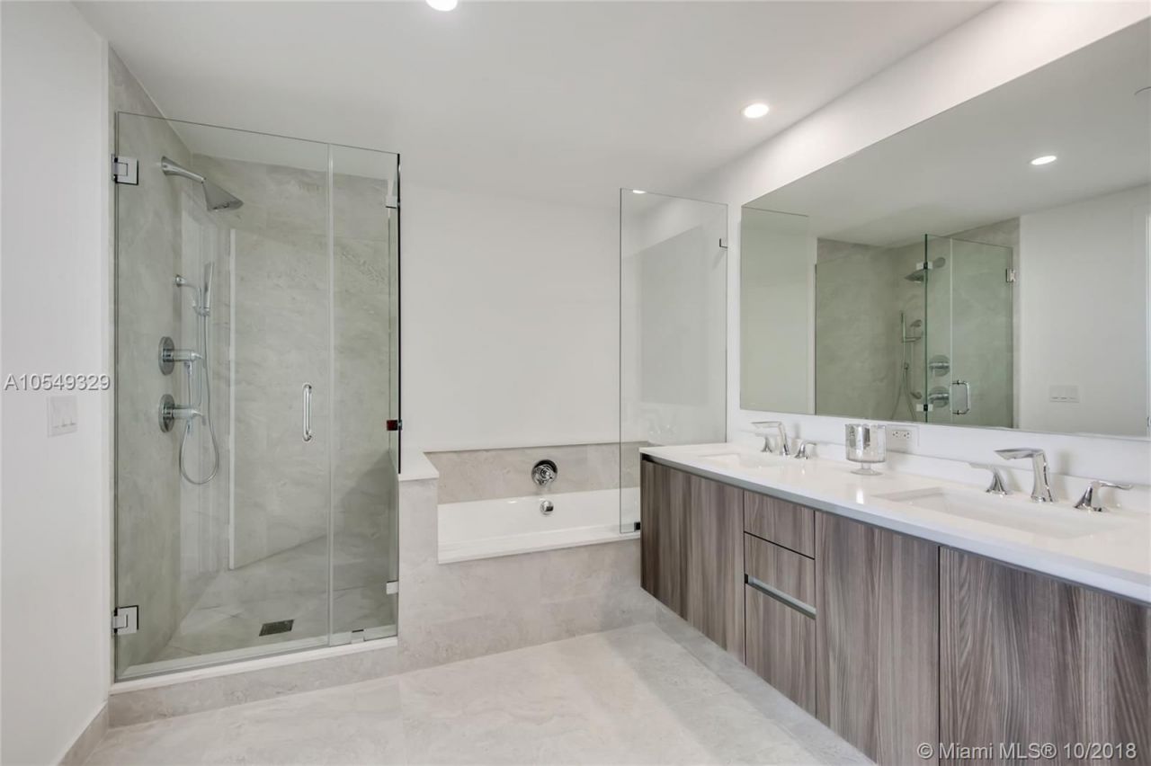 Квартира в Майами, США, 130 м² - фото 5