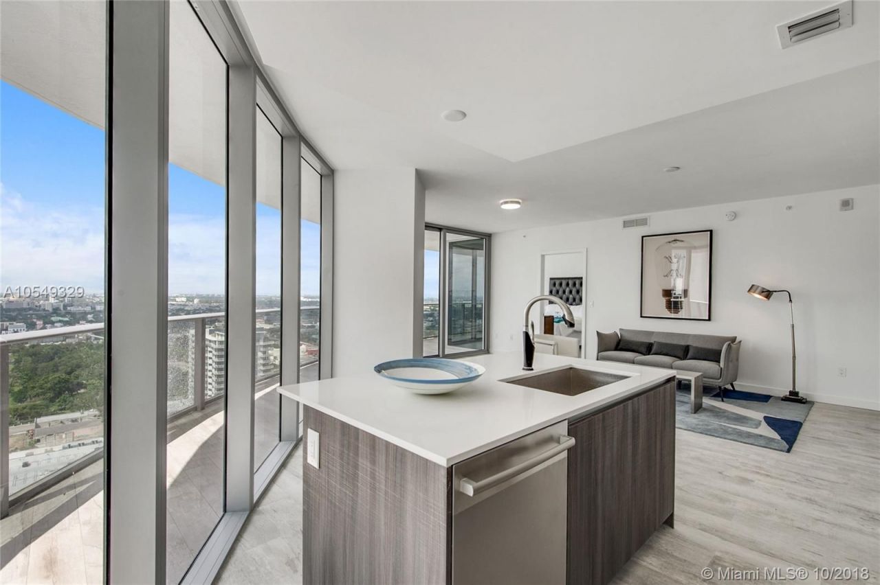 Квартира в Майами, США, 130 м² - фото 12