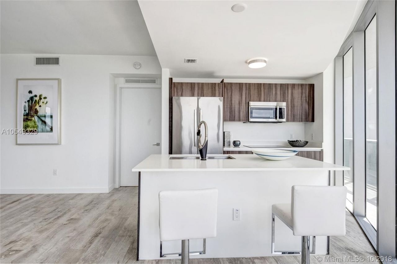 Квартира в Майами, США, 130 м² - фото 11