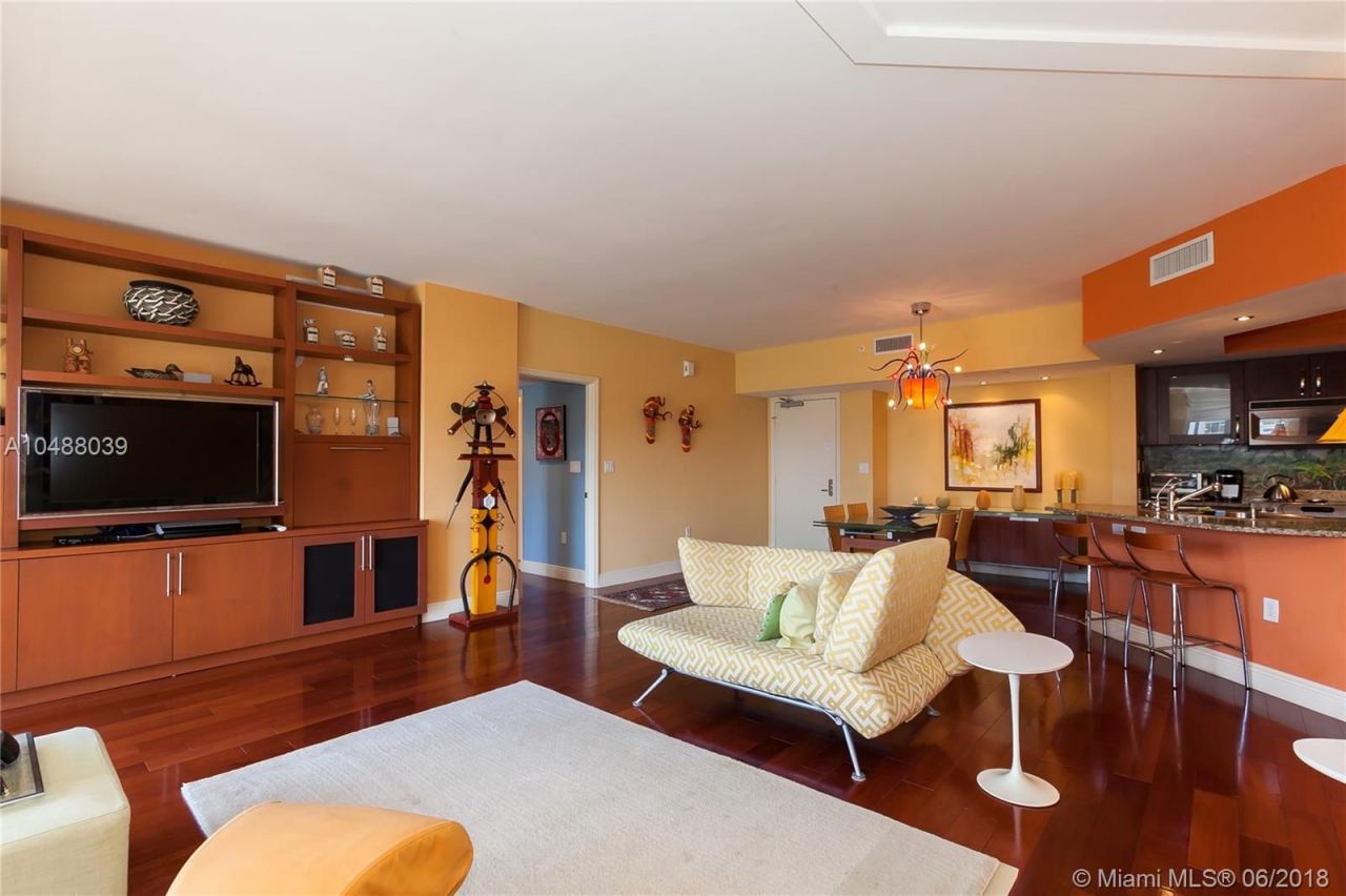 Квартира в Майами, США, 150 м² - фото 3